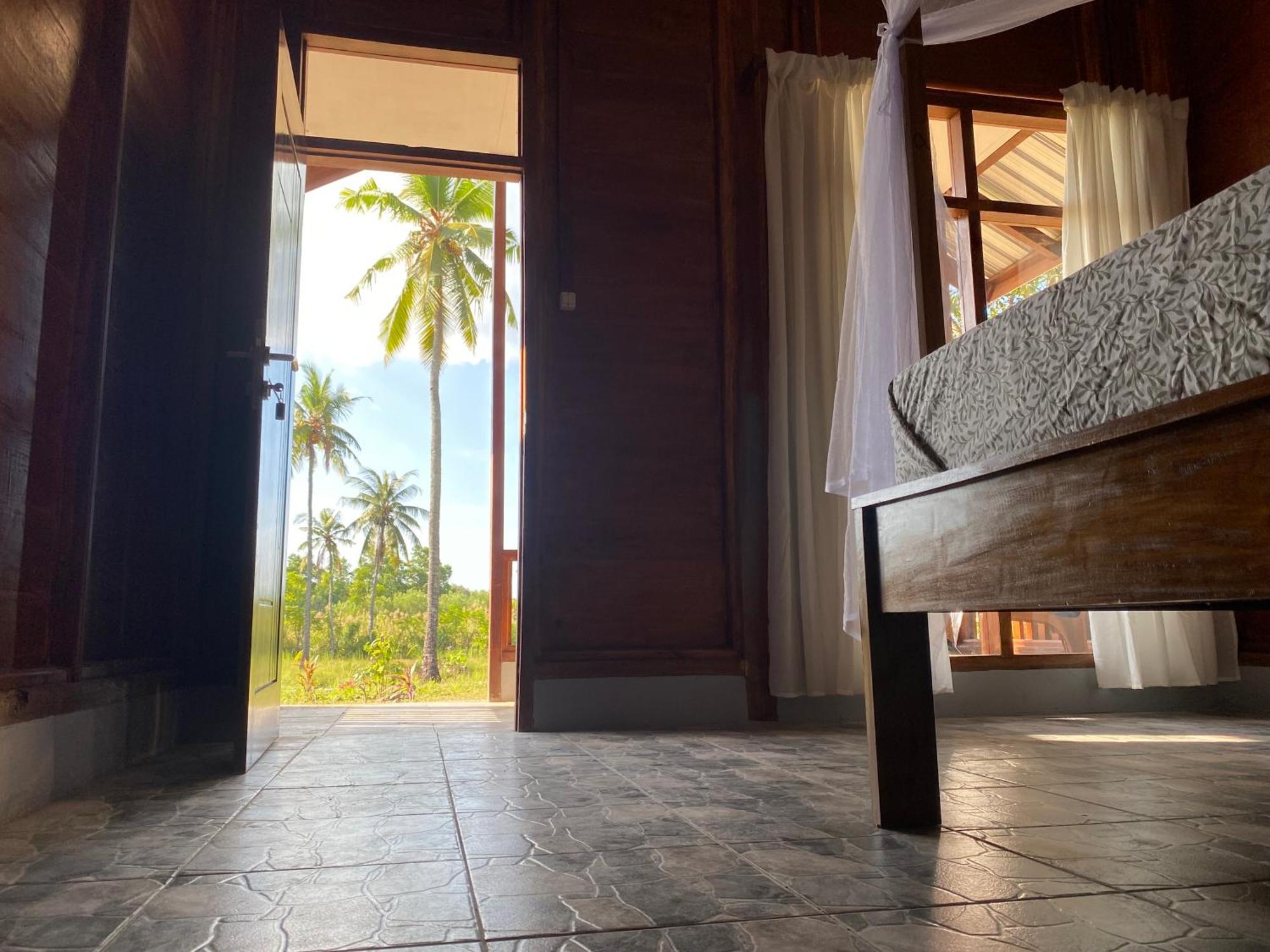 Nuna Bungalows Riung Buitenkant foto