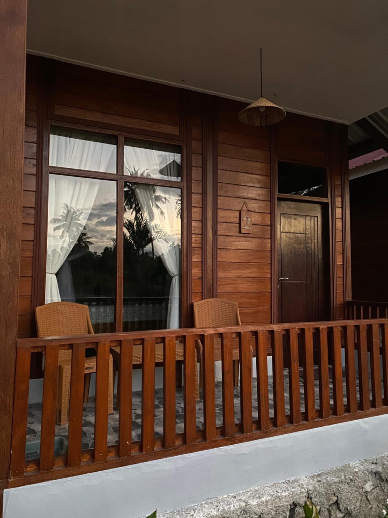 Nuna Bungalows Riung Buitenkant foto